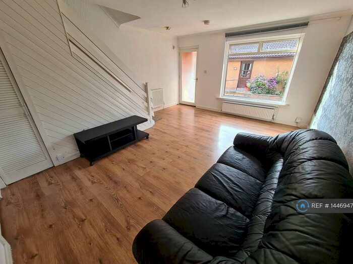 2 Bedroom End Of Terrace House To Rent In Laichpark Place, Edinburgh, EH14