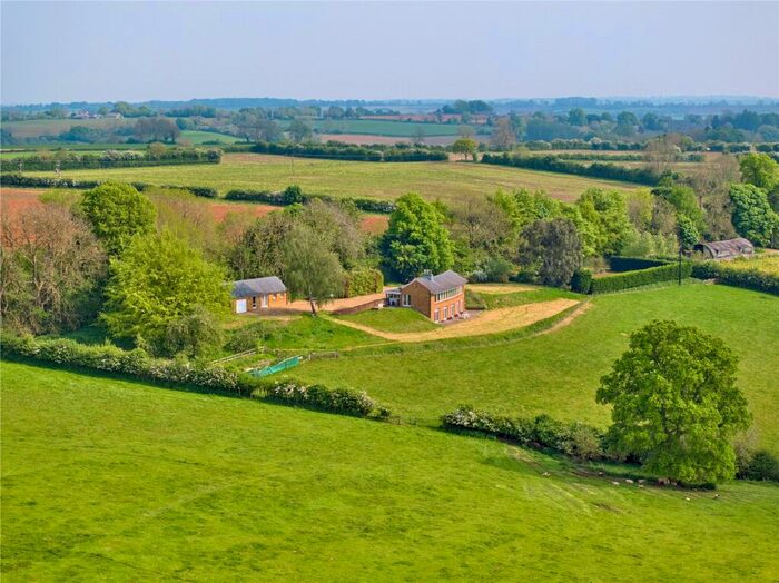 4 Bedroom Detached House For Sale In Pound Lane, Sibford Gower, Banbury, Oxfordshire, OX15