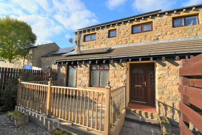 2 Bedroom House To Rent In Heathfield Mews, Golcar, Huddersfield, HD7