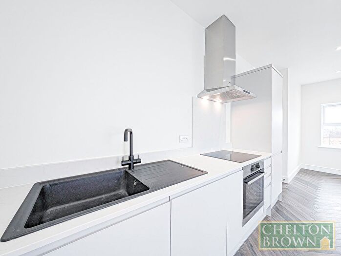 2 Bedroom Flat To Rent In Billing Road, Northampton, NN1