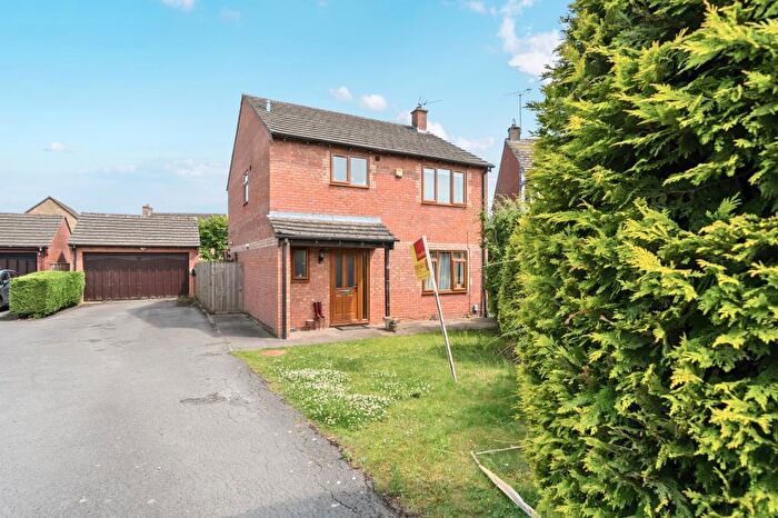 3 Bedroom Detached House For Sale In Grange Park, Swindon, SN5