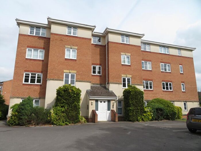 3 Bedroom Apartment To Rent In Firbank Close, Ashton Under Lyne, OL7