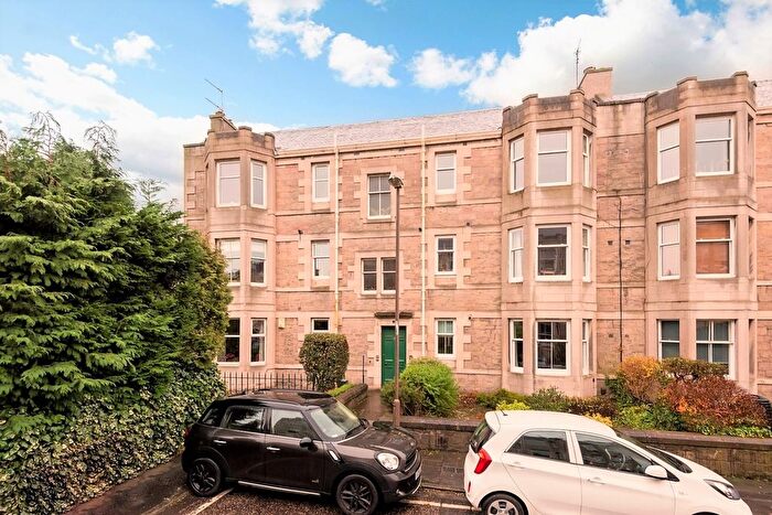 2 Bedroom Flat To Rent In Rosebank Grove, Trinity, Edinburgh, EH5