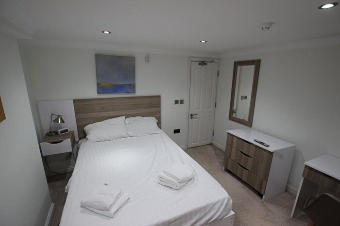 1 Bedroom End Of Terrace House To Rent In Eldon Street, Reading, RG1