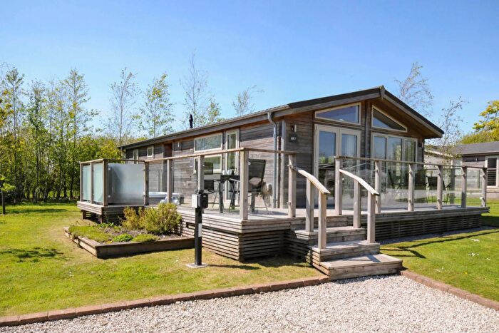 2 Bedroom Lodge For Sale In Meadow Retreat, Southern Halt, Dobwalls, Liskeard, Cornwall, PL14