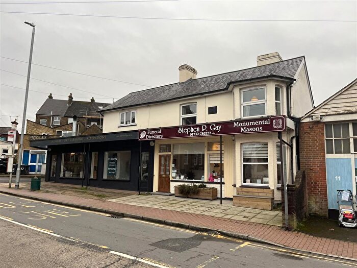 2 Bedroom Flat To Rent In Western Road, Borough Green, Sevenoaks, TN15