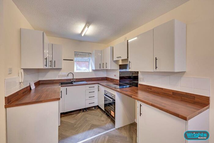 1 Bedroom Flat To Rent In Shails Lane, Trowbridge, BA14