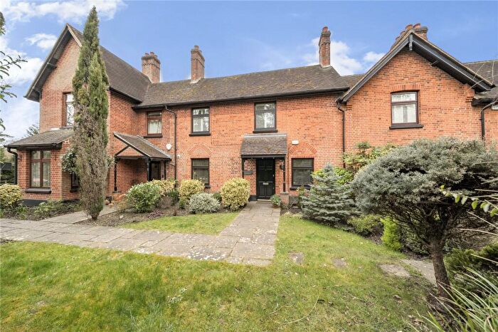 4 Bedroom Terraced House To Rent In London Road, Windlesham, Surrey, GU20