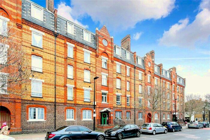 4 Bedroom Flat To Rent In Dellow Street, London, E1