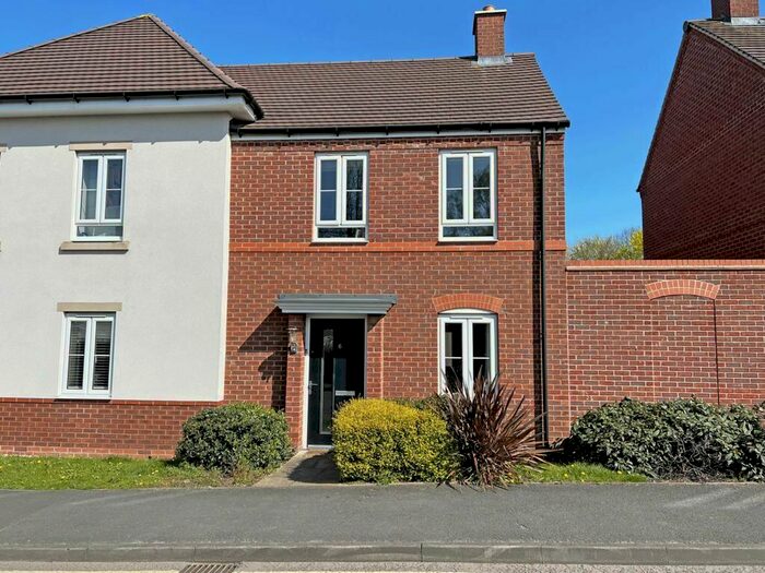 2 Bedroom Semi-Detached House To Rent In Old Railway Mews, Swadlincote, DE11