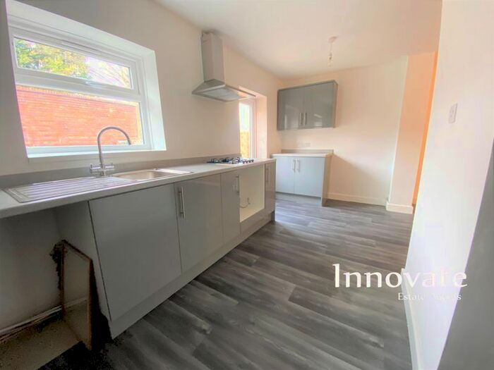 2 Bedroom Flat To Rent In Bleakhouse Road, Oldbury, B68