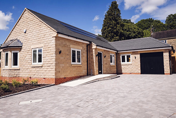 3 Bedroom Detached Bungalow For Sale In Sir Josephs Lane, Matlock, DE4