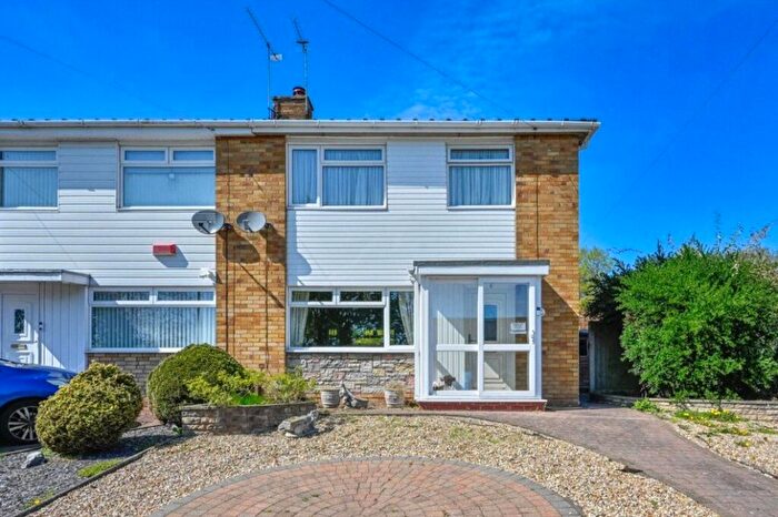 3 Bedroom Semi-Detached House For Sale In Trinity Rise, Stafford, Staffordshire, ST16