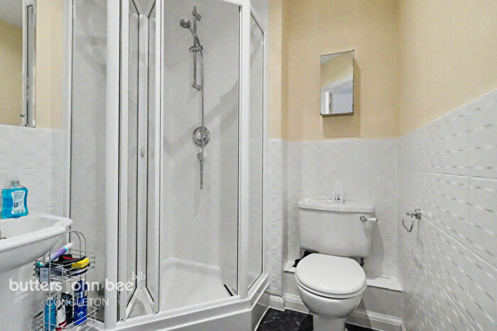 2 Bedroom Apartment For Sale In Mill Green, Congleton, CW12