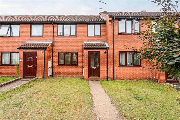 3 Bedroom Terraced House For Sale In Lovers Lane, Newark, Nottinghamshire, NG24