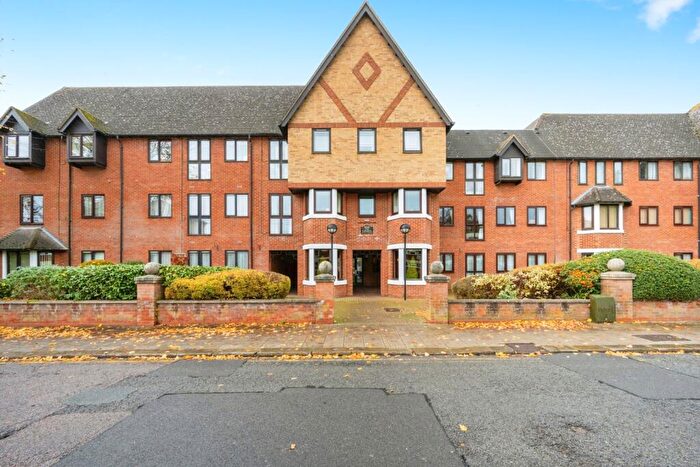 1 Bedroom Flat For Sale In Linden Road, Bedford, Bedfordshire, MK40