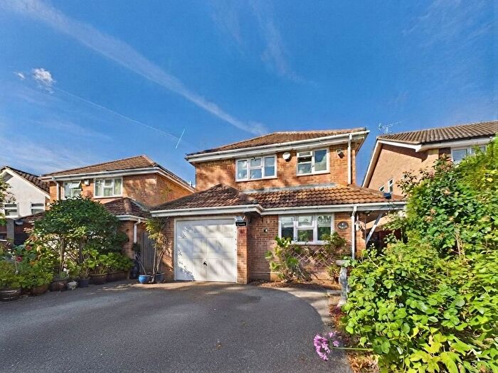 3 Bedroom Detached House To Rent In Westwood Avenue, Woodham, Addlestone, Surrey, KT15