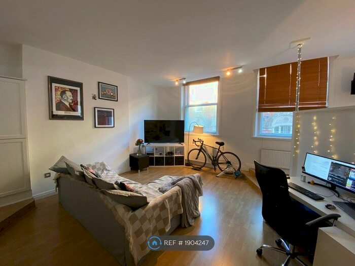 Studio To Rent In Harley Buildings, Liverpool, L3