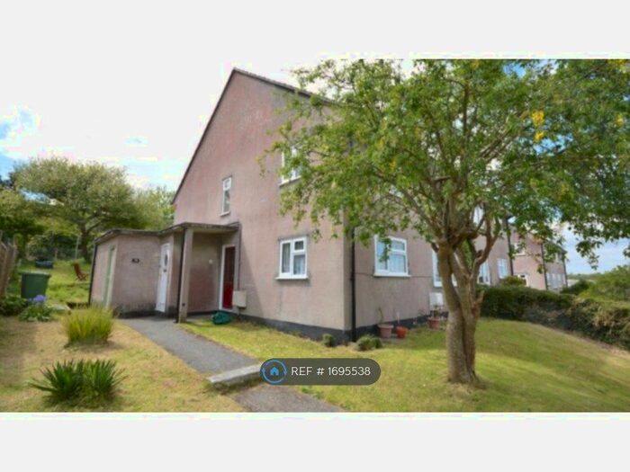 2 Bedroom Maisonette To Rent In Chestnut Avenue, Plymouth, PL9