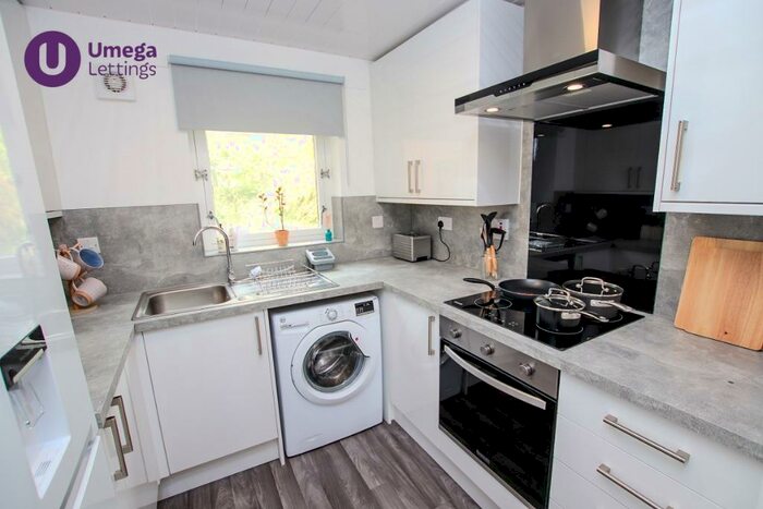 2 Bedroom Flat To Rent In West Savile Terrace, Blackford, Edinburgh, EH9