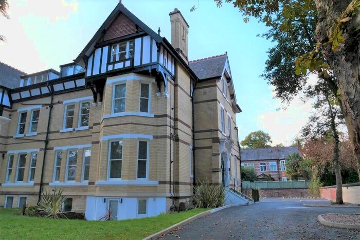 1 Bedroom Flat To Rent In Barnfield, Wood Road, Manchester, M16