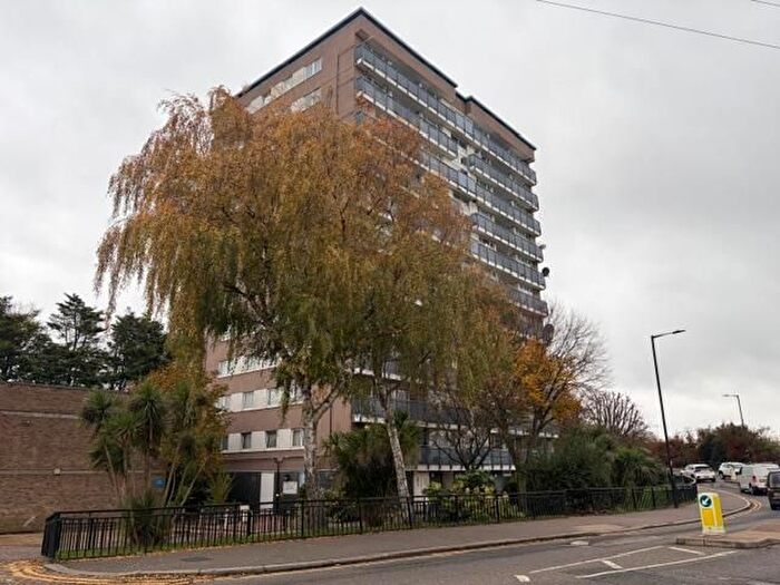 2 Bedroom Flat To Rent In Walmer House, Bury Street, Edmonton, N9