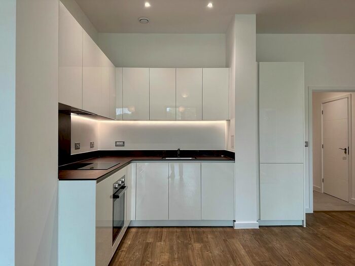 1 Bedroom Flat To Rent In Eagle Way, Great Warley, Brentwood, CM13