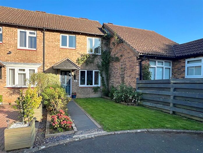3 Bedroom Terraced House For Sale In Beecham Berry, Basingstoke, RG22