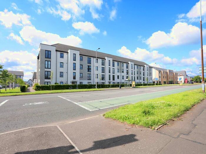 2 Bedroom Flat To Rent In South Gyle Broadway, Edinburgh, EH12