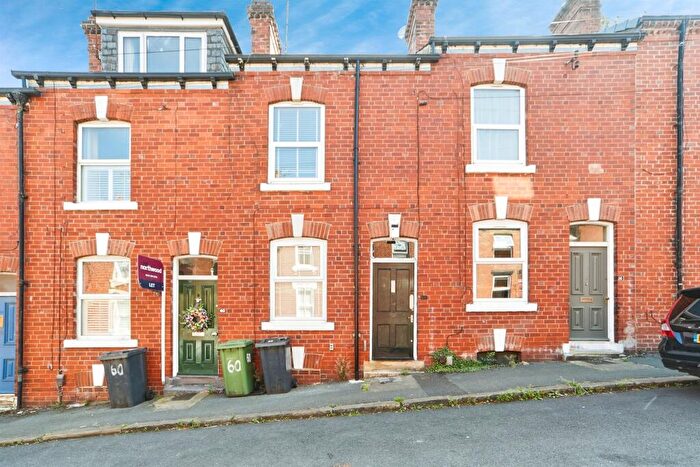 3 Bedroom Terraced House For Sale In Northbrook Street, Leeds, LS7