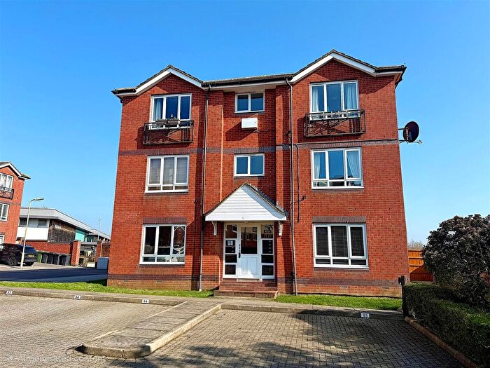 2 Bedroom Flat For Sale In Angelica Way, Whiteley, PO15