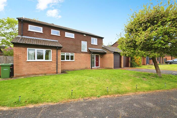 4 Bedroom Detached House For Sale In Earlswood, Orton Brimbles, Peterborough, PE2