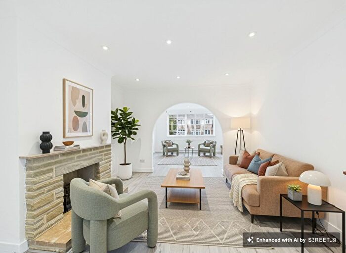 3 Bedroom Property To Rent In Breakspear Road, Ruislip, HA4