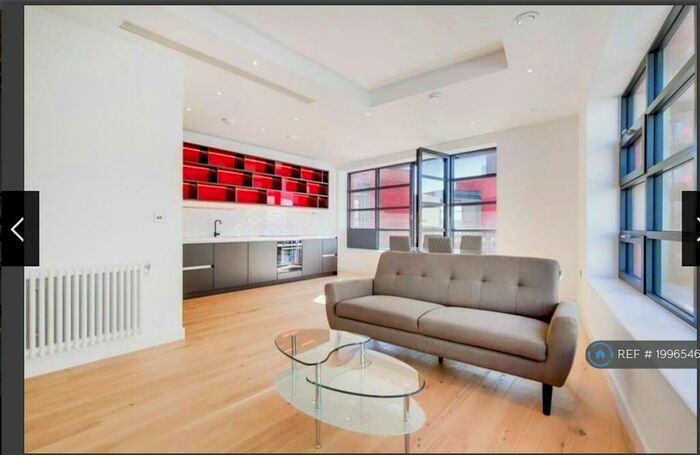 2 Bedroom Flat To Rent In Defoe House, London, E14