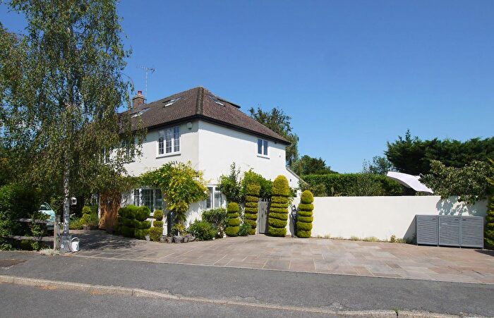 5 Bedroom Semi-Detached House For Sale In Orchard Way, Kemsing, Sevenoaks, TN15