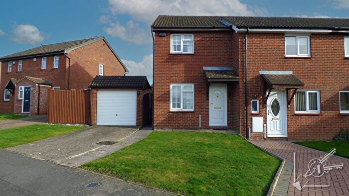 2 Bedroom Property To Rent In Chiffinch Gardens, Northfleet, Gravesend, DA11