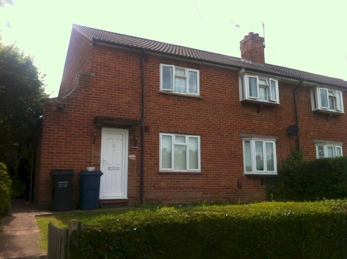 1 Bedroom Maisonette For Sale In Pennington Road, Chalfont St. Peter, Buckinghamshire, SL9