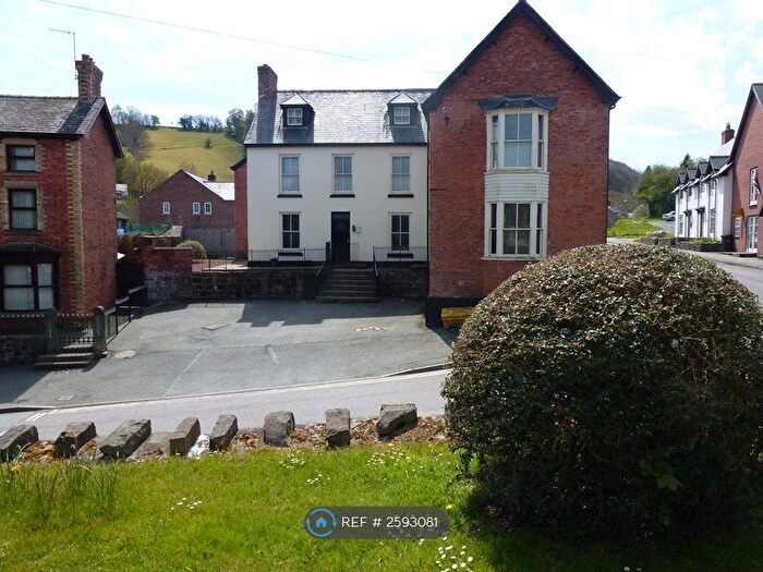 1 Bedroom Flat To Rent In Wynnstay Flats, Llanfair Caereinion, Welshpool, SY21
