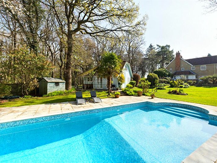 1 Bedroom Detached House To Rent In Kite Hall, Chinnor Hill, Oxon, OX39