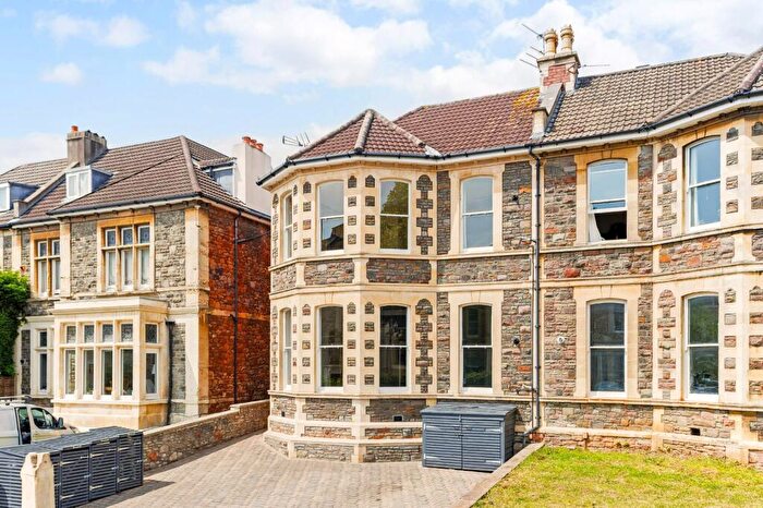5 Bedroom Semi Detached House To Rent In Whatley Road, Clifton, Bristol, BS8