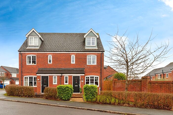 4 Bedroom Semi Detached House For Sale In Alderwood Road, Bamber Bridge, Preston, Lancashire, PR5