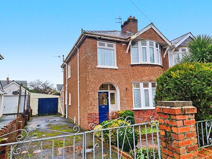 3 Bedroom Semi-Detached House For Sale In Nicholls Avenue, Porthcawl, CF36