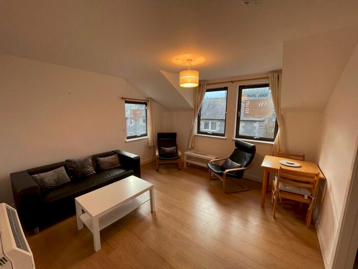 2 Bedroom Flat To Rent In Cherrybank Gardens, City Centre, Aberdeen, AB11