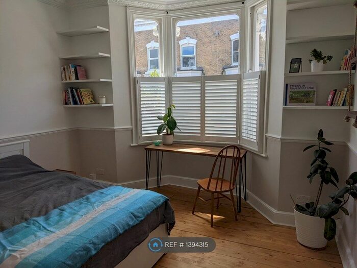 2 Bedroom Flat To Rent In Appach Road, London, SW2