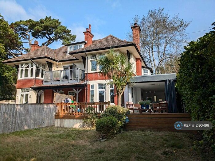 3 Bedroom Flat To Rent In Luscombe Road, Lilliput, BH14