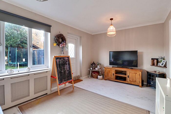 3 Bedroom Terraced House For Sale In Spreighton Road, West Molesey, KT8
