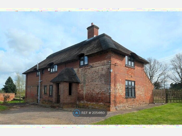 4 Bedroom Detached House To Rent In Farm Lane, Norwich, NR13