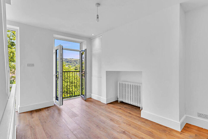 3 Bedroom Semi-Detached House For Sale In Longfield Road, Todmorden, OL14
