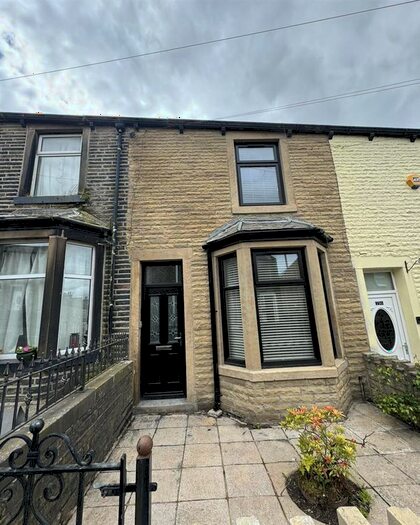 2 Bedroom Property To Rent In Burnley Road, Briercliffe, Burnley, BB10