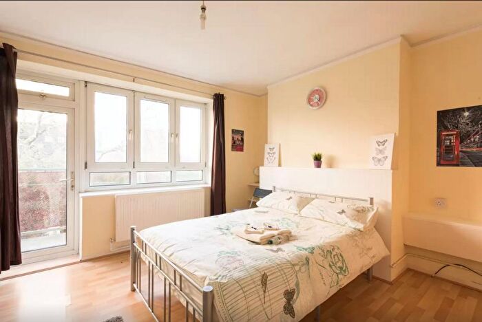 4 Bedroom Flat To Rent In Walford House, Cannon Street Road, London, E1